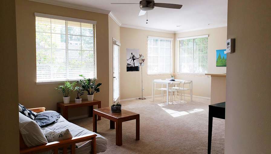 Private Room To Rent In Share House Daley Center Drive San Diego California 92123 Beautiful Clean Sunny 2 Bedroom 2 Bathroom Apartment Available For Flexible March Move In Date Bo Roomies Com