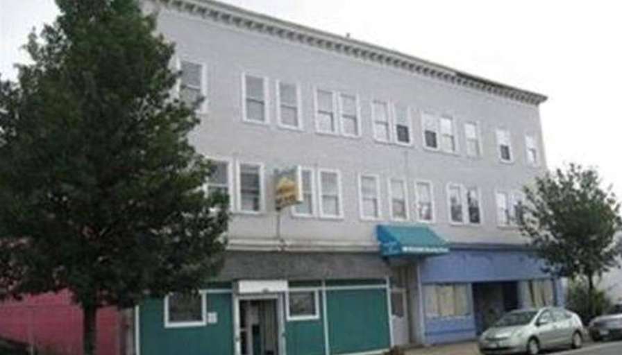 Private room to rent in share house Main Street, Brockton