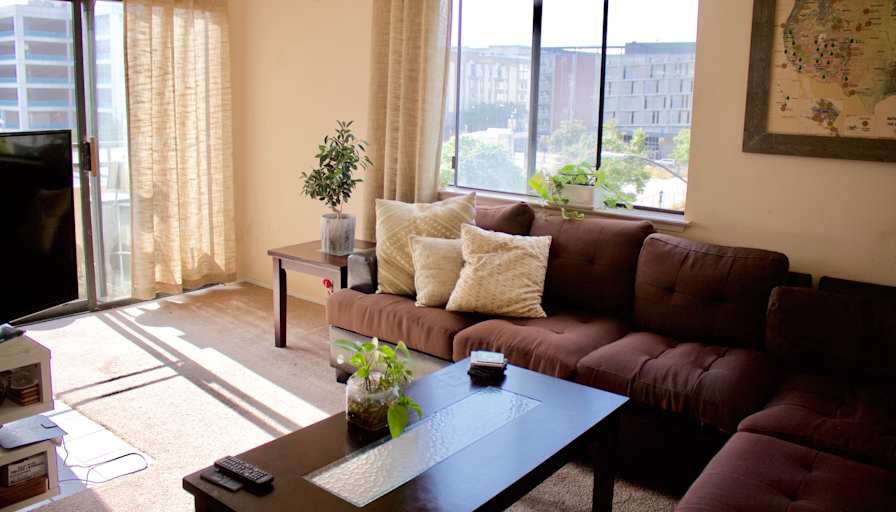 Private room to rent in share house | 16th Street, San Diego