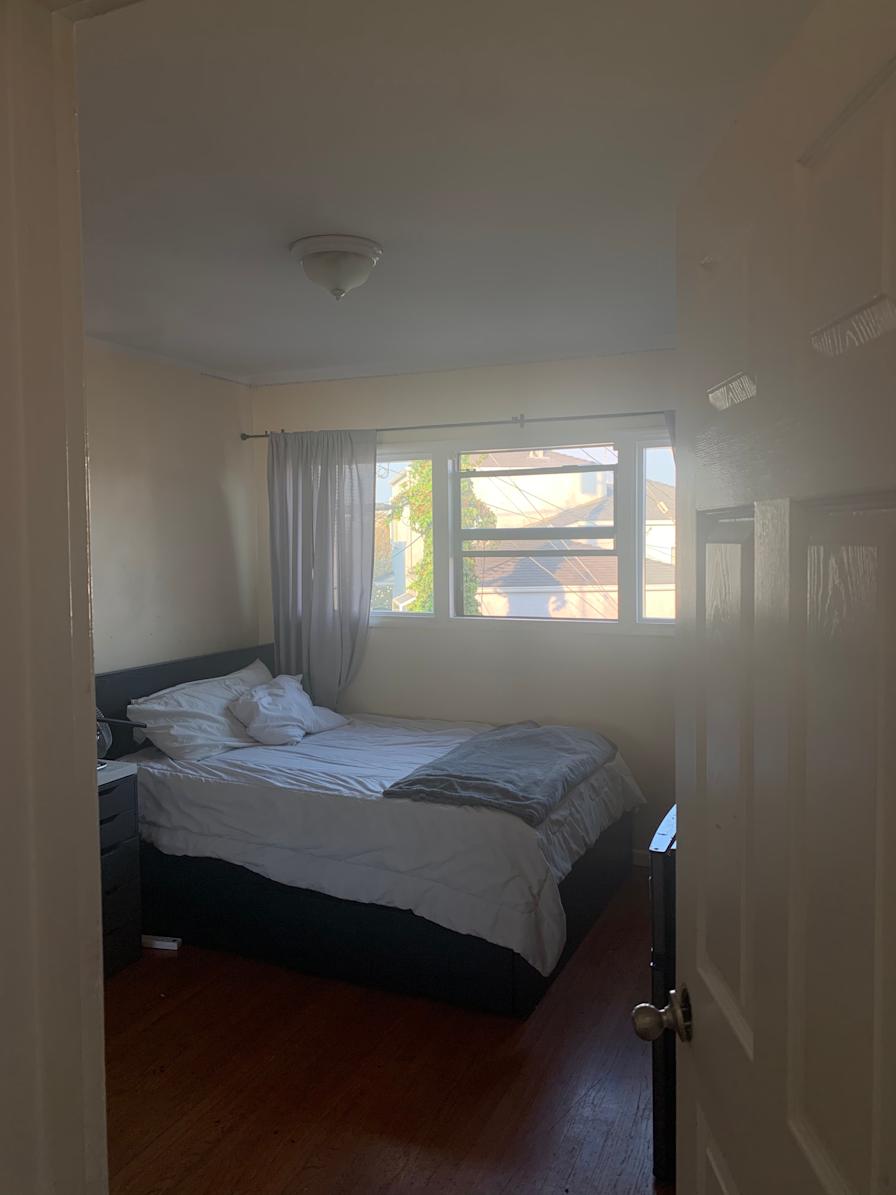 Private room to rent in share house Southgate Avenue, Daly City