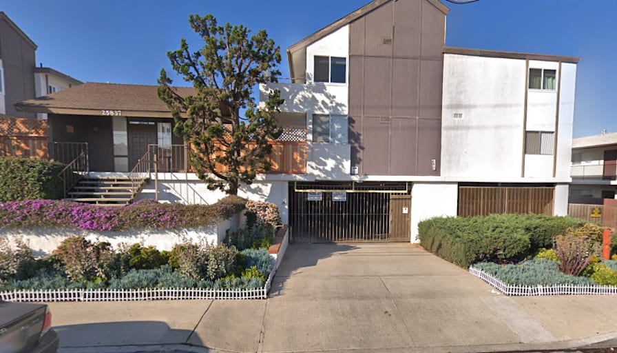 Private room to rent in share house Oak Street, Lomita, California