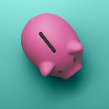 pink piggy bank