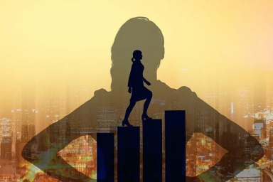 Female Professional climbing blocks.