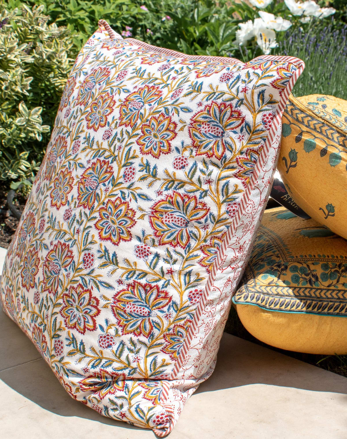 LOUISE Off-White Large Printed Cushion
