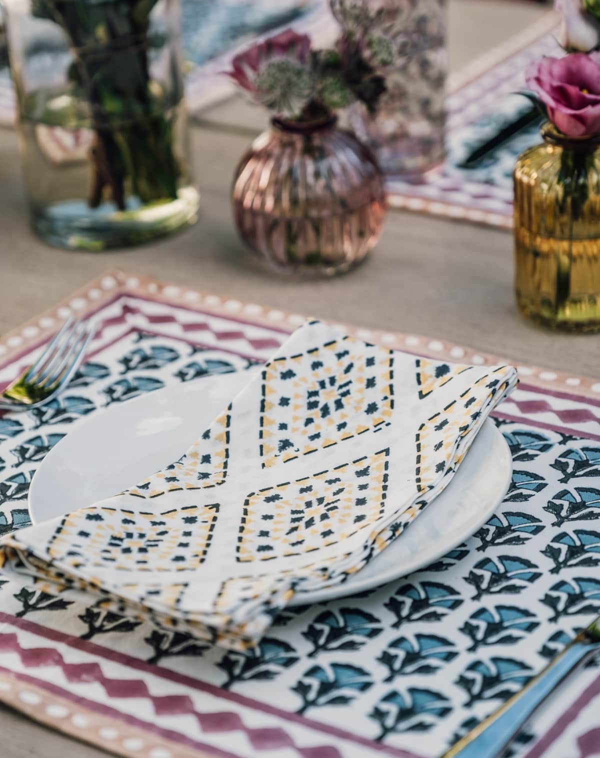 Jamini Block Printed Cotton Napkin in Tika White & Yellow