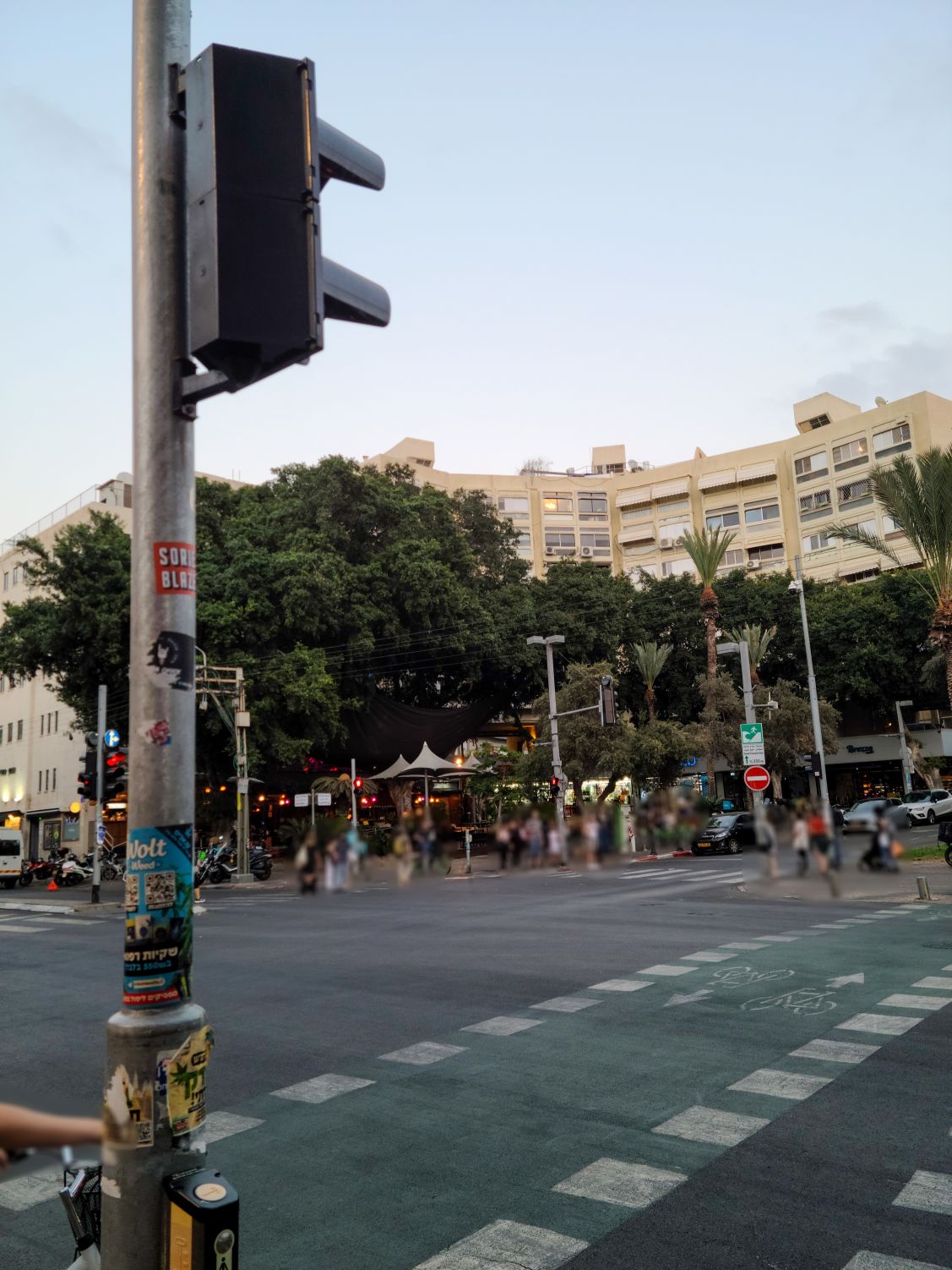 Dizengoff Street 2