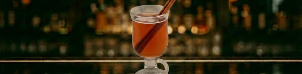 Glühwein mit einem Schuss Cointreau