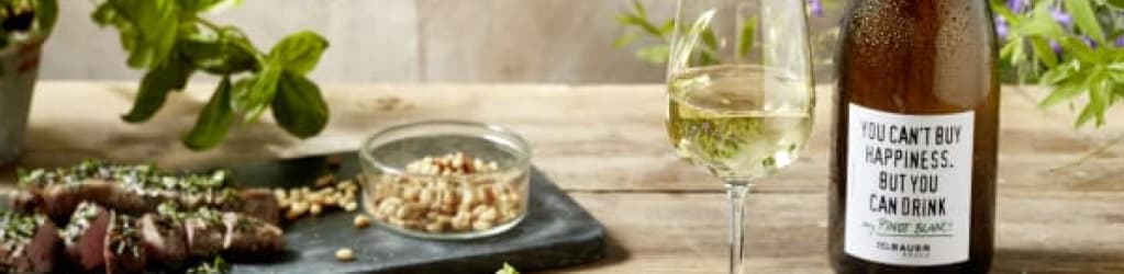 Spargel-Nudelsalat mit gebratenem Lammfilet