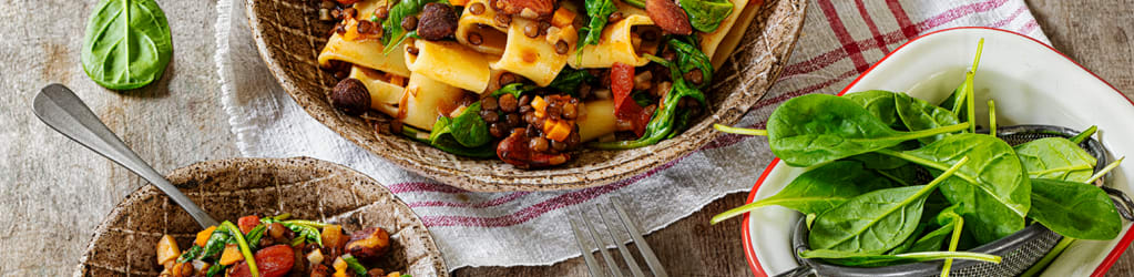 Calamarata mit Linsenbolognese