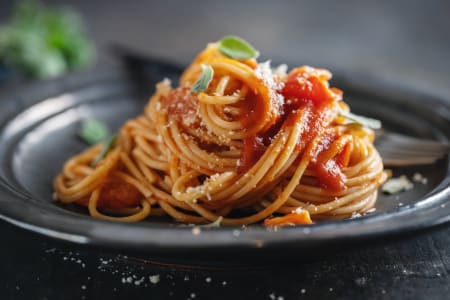 Pasta mit Tomatensauce