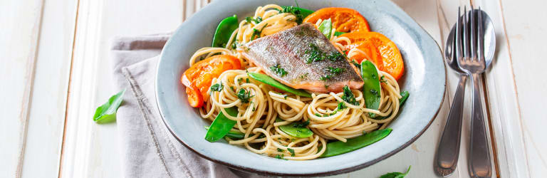 Spaghetti mit Lachsforelle