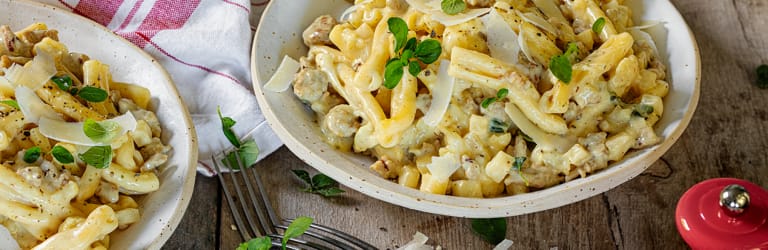 Casarecce mit weißer Geflügelbolognese