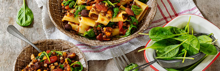 Calamarata mit Linsenbolognese