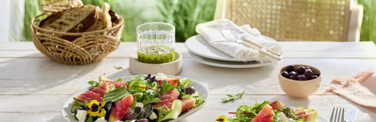 Gegrillte Wassermelone mit Feta und Minzpesto