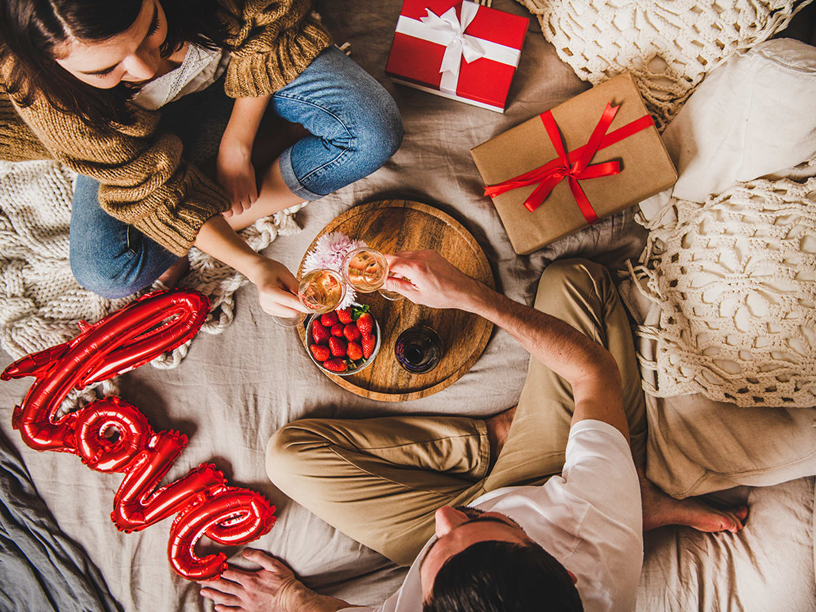 Wein zum Valentinstag: Romantisch genießen