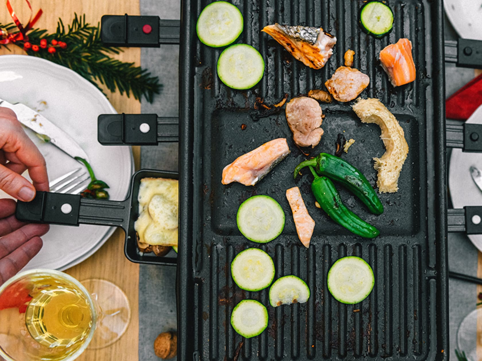 Wein zu Raclette: Genussmomente für die kalte Jahreszeit