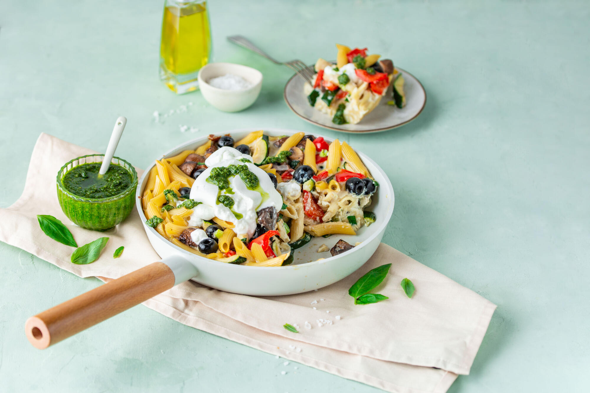 Gemüse-Frittata mit Basilikum-Pesto
