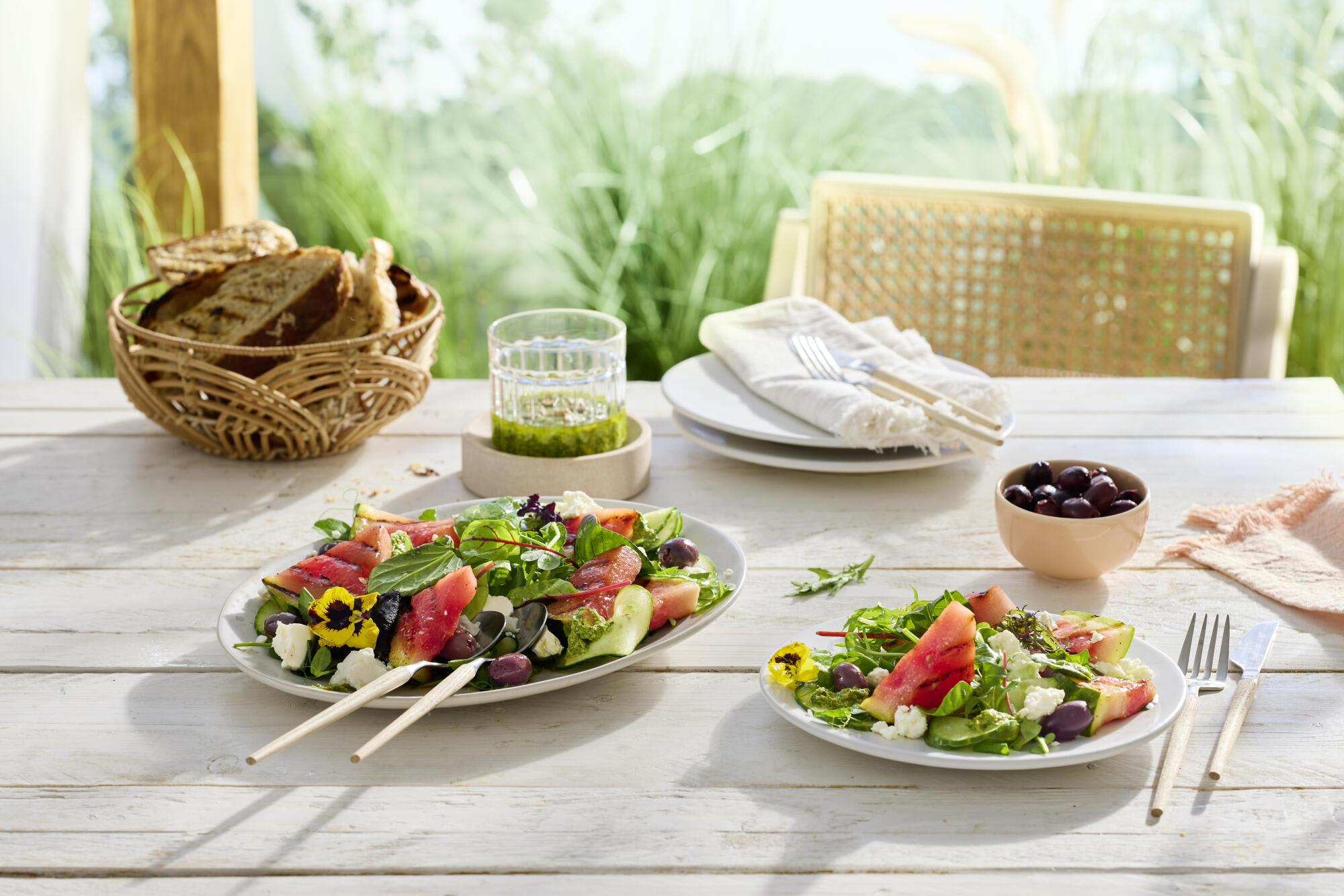 Gegrillte Wassermelone mit Feta und Minzpesto