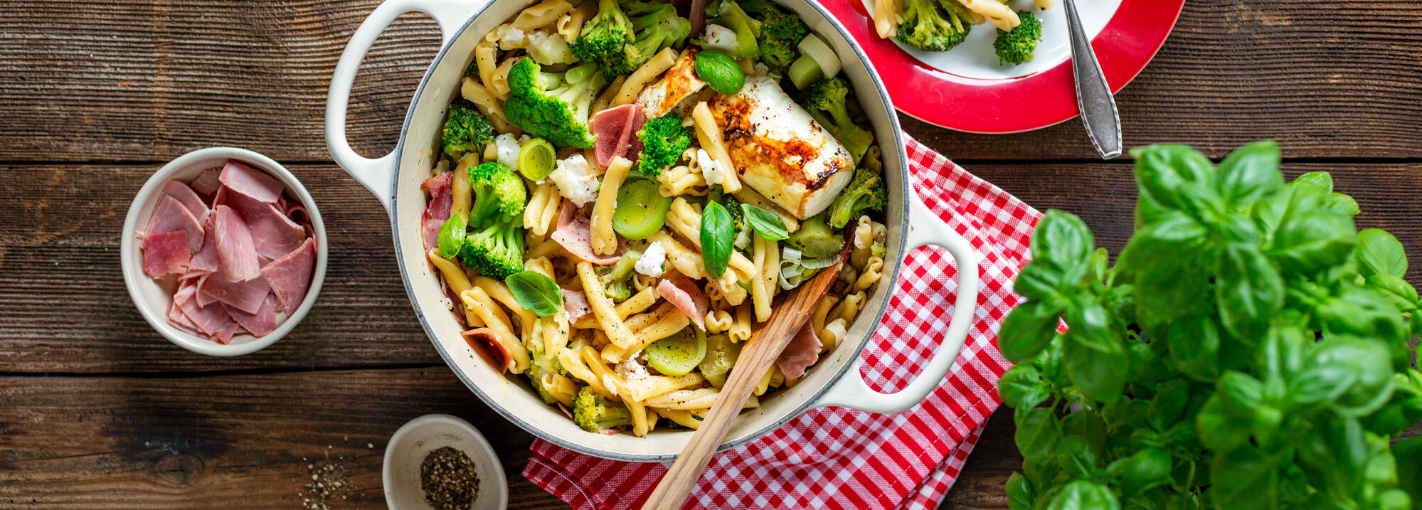 Gebackene Ziegenkäsepasta