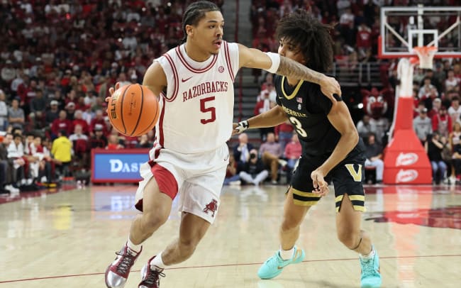 College Basketball DFS: Tuesday, January 27 Picks & Predictions