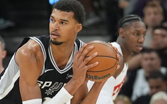 NBA DFS Picks: FanDuel Top Lineup Plays and Strategy for Thursday, October 30