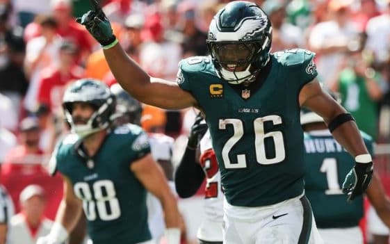 DFS Thursday Night Football Breakdown: Giants vs. Eagles