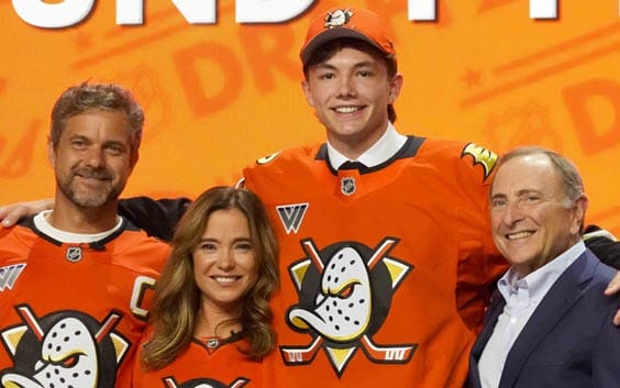 College Hockey Predictions & Top Matchups: ECAC, Big Ten Weekend