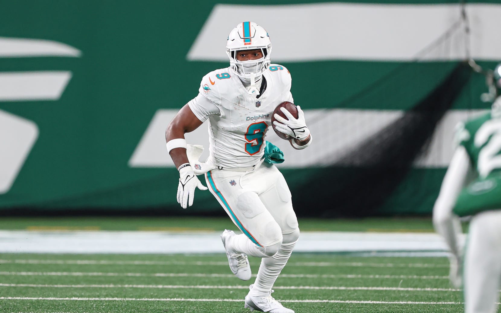 Jonnu Smith Traded to Steelers: What it Means for Fantasy Football