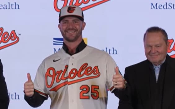 MLB Hot Stove Transaction Tracker