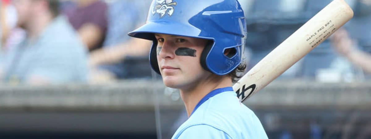 Alejo Lopez's first MLB hit, 06/28/2021