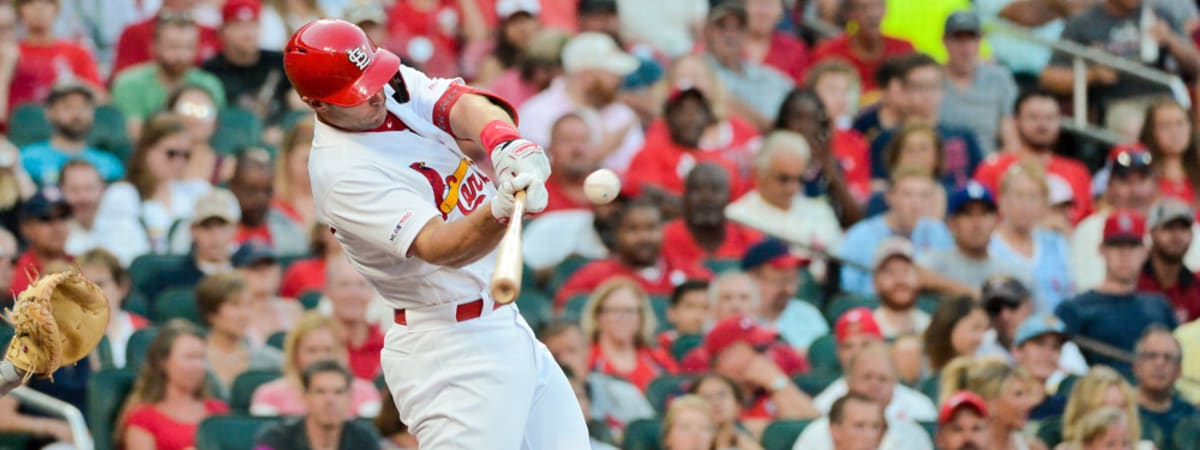 Cardinals 3B Nolan Arenado in lineup after back injury scare