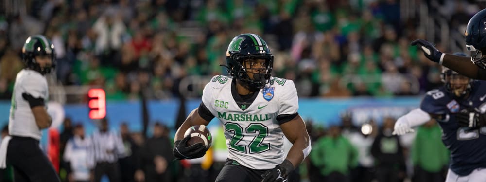 College Football Draft Kit: 2023 Running Back Fantasy Rankings