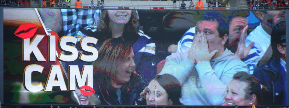 Most Epic Kiss Cam Fails: Hilarious Moments Caught on the Big Screen