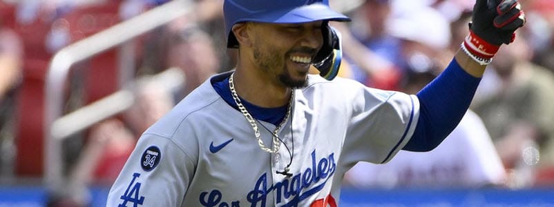 MLB DFS: DraftKings Plays and Strategy for Friday, October 24
