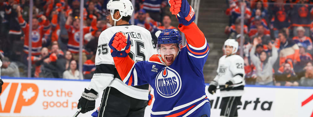 NHL DFS Picks: DraftKings Top Plays and Strategy for Monday's Playoff Games