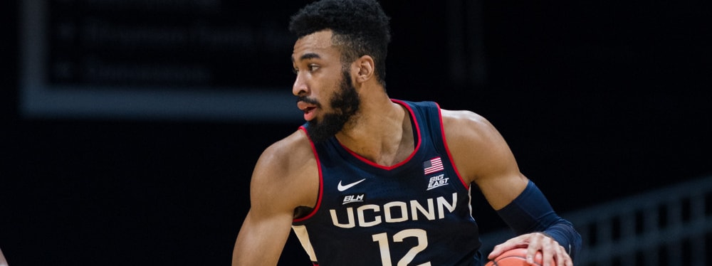 DFS College Basketball: Monday Preview
