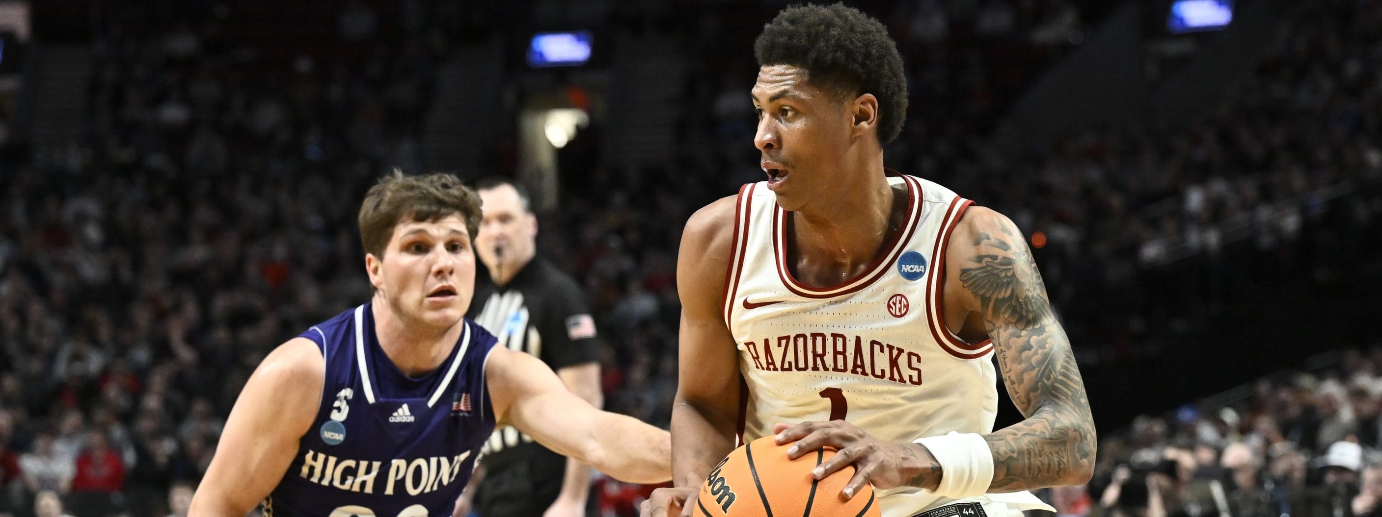 College Basketball DFS: Picks & Preview for Thursday's NCAA Tournament Sweet 16