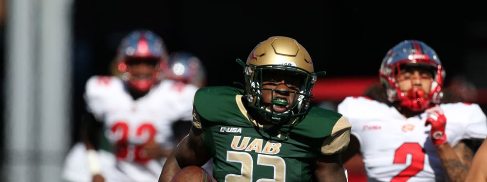 College Football DFS: Week 8 Friday Slate Lineup Picks and Strategy
