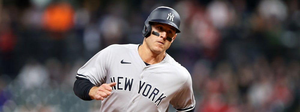 MLB DFS Picks: DraftKings Plays and Strategy for Wednesday, October 30