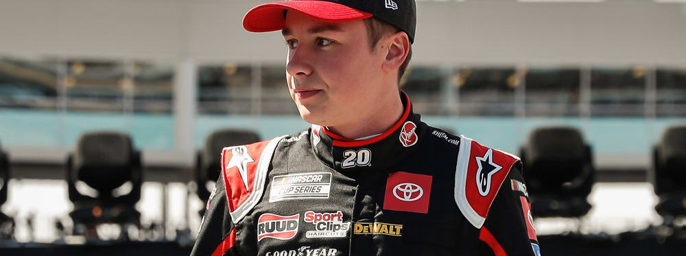 NASCAR Barometer: Bell Delivers in Must-Win Scenario at Charlotte
