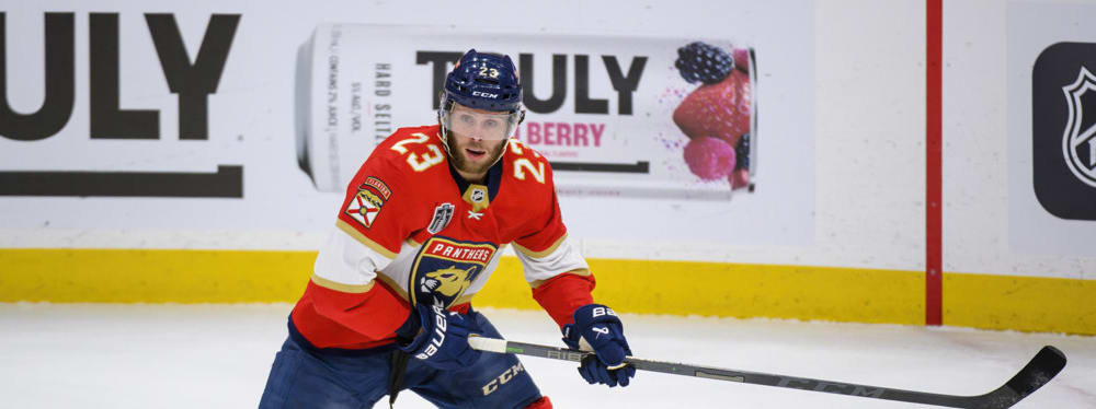 NHL DFS Picks: Yahoo Plays and Strategy for Tuesday, November 14