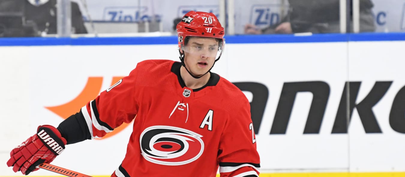 Hurricanes top Capitals 4-1 in Carolina's 1st outdoor game