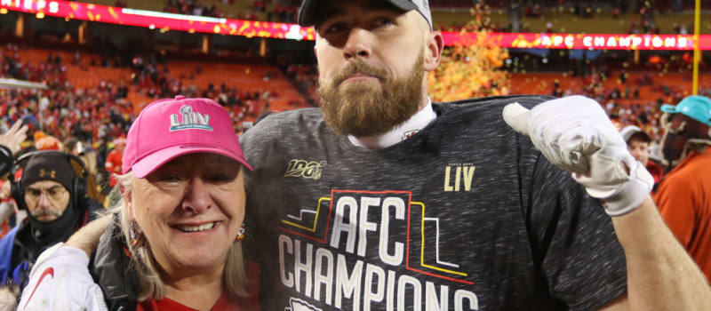Mother's Day: Moms With Multiple Pro Athletes - Vimarsana News