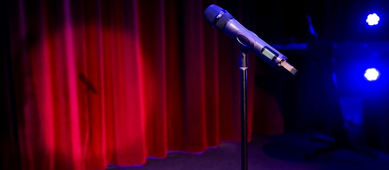 Take Your Fantasy Football League to the Comedy Stage! Take Your Fantasy Football League to the Comedy Stage!