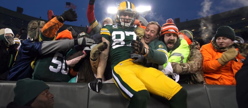 A Look at the Long-Lost Lambeau Leap - Vimarsana News