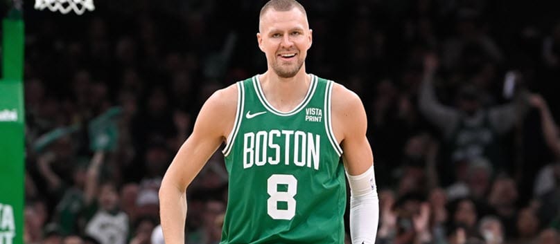 NBA DFS Picks: DraftKings Plays and Strategy for Wednesday, March 26