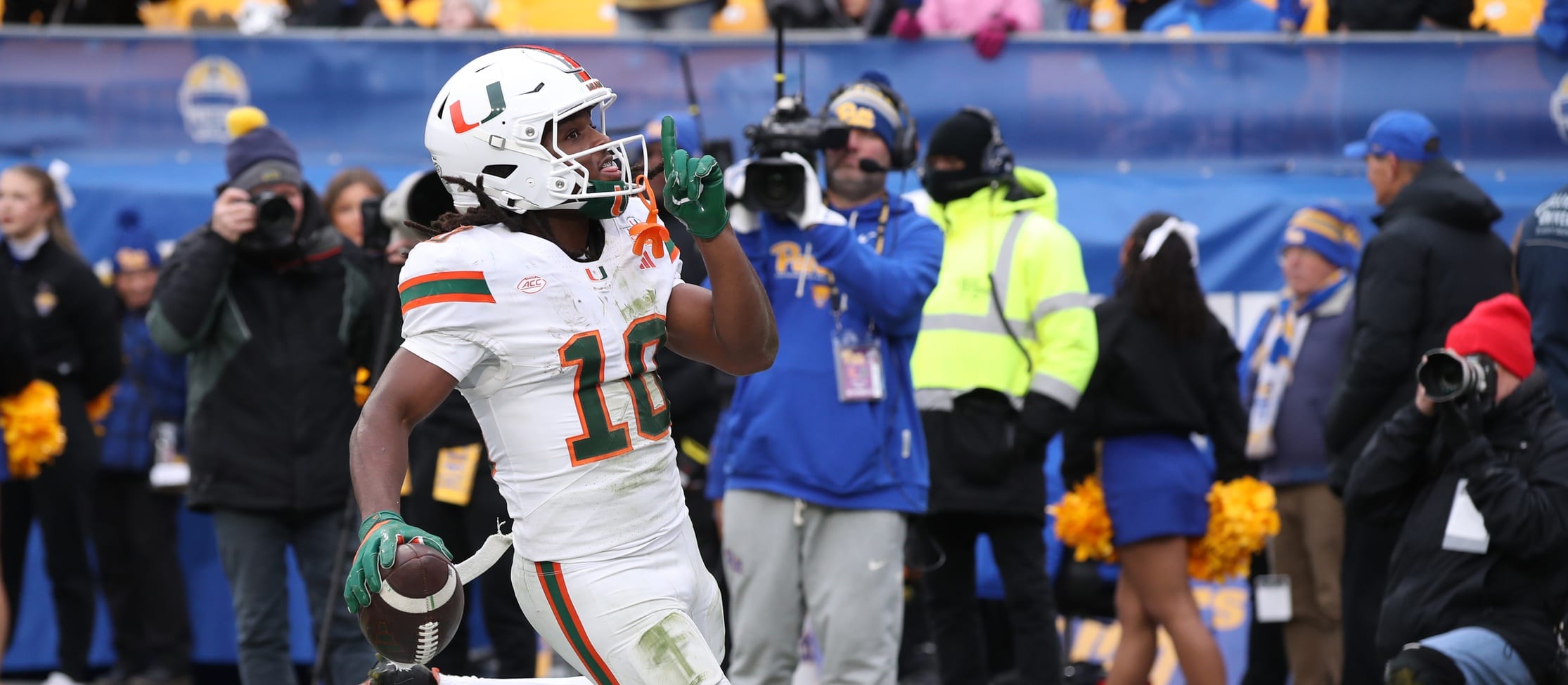 College Football DFS Picks: DraftKings CFP Saturday Slate