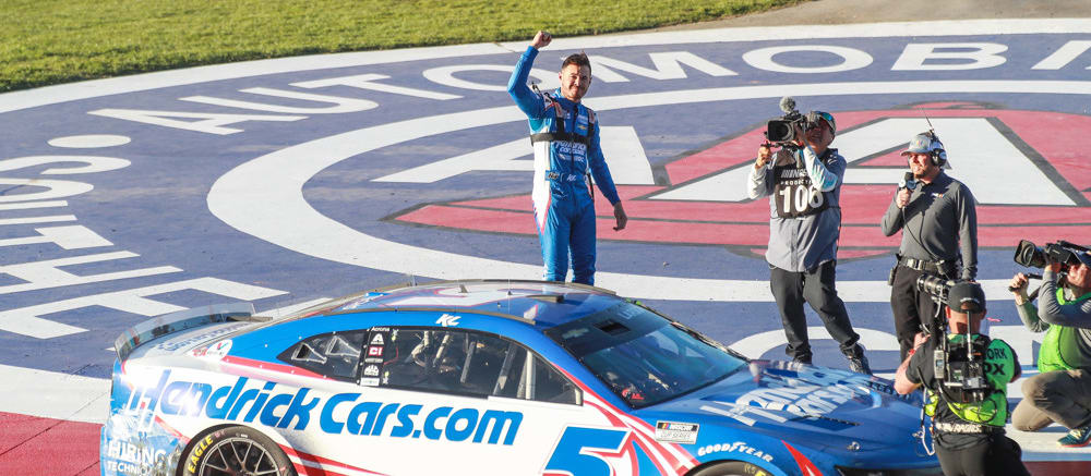 Pala Casino 400 Preview: Big Oval Action