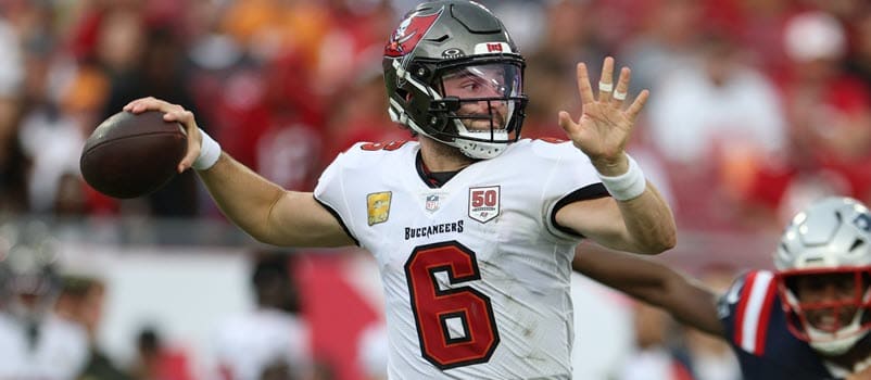 Fantasy Football Sits for Week 12: Downgrades & Streaming Options