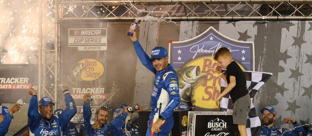 NASCAR Barometer: Kyle Larson Dominates Bristol Night Race